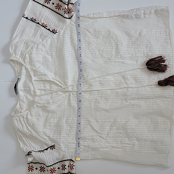 ZARA LONG SLEEVE WHITE TOP/ SIZE S. - Picture 5 of 10